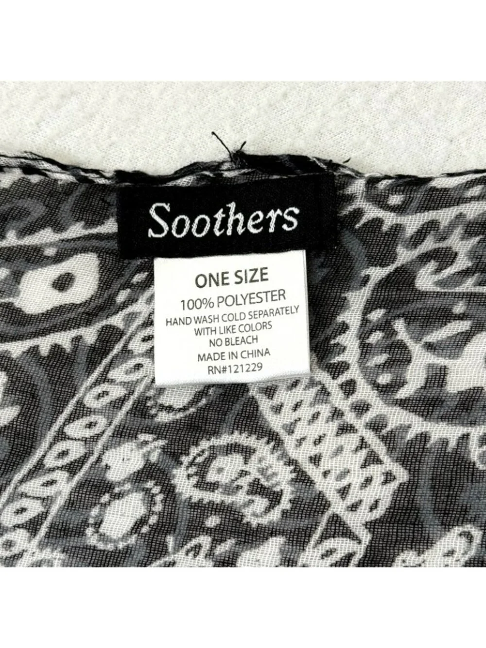 Soothers Black & White Infinity Scarf  One Size 22in x 64in 100% Polyester